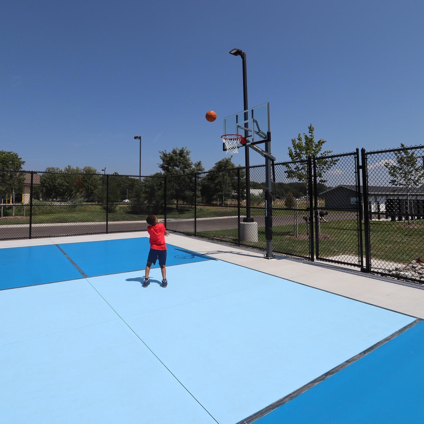 Outdoor basketball court at Mona Shores Flats